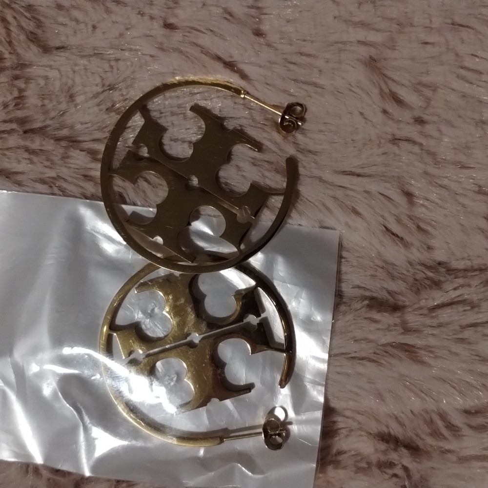 Gorgeous earrings